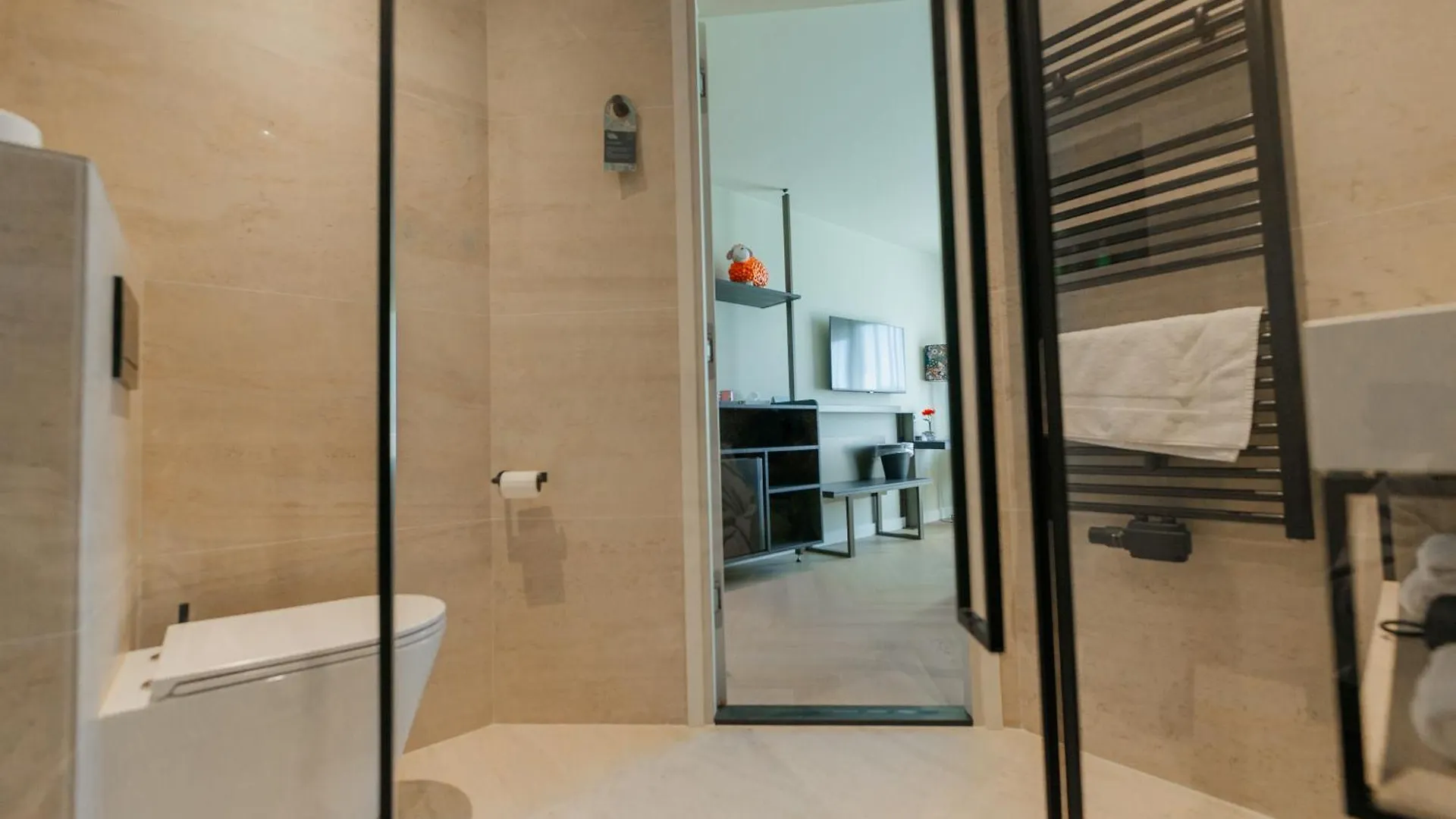 Boutique Hotel Herbergh Amsterdam Airport Free Parking Badhoevedorp