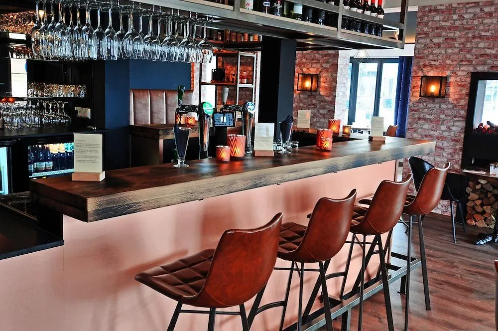 Boutique Hotel Herbergh Amsterdam Airport Free Parking Badhoevedorp