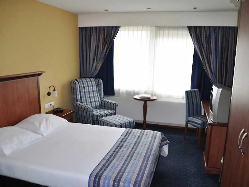 Boutique Hotel Herbergh Amsterdam Airport Free Parking Badhoevedorp